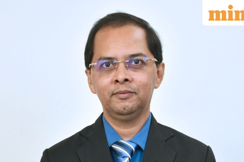 Stocks to buy or sell: Dharmesh Shah of ICICI Sec suggests buying SBI, L&T shares tomorrow – 22 September 2025