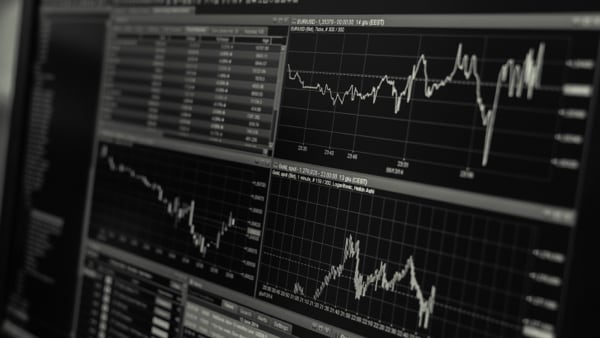 Canadian dollar hits a two-week high against downtrodden U.S. counterpart