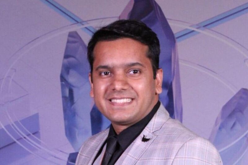 Buy or sell: Sumeet Bagadia recommends three stocks to buy on Monday — 15 September 2025