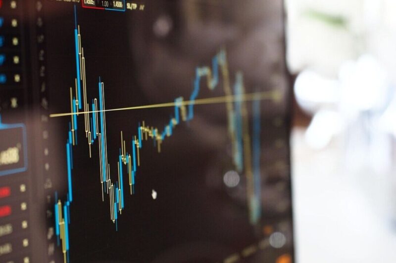 Small-cap stock below ₹25 hits 5% upper circuit on ₹360 crore order win