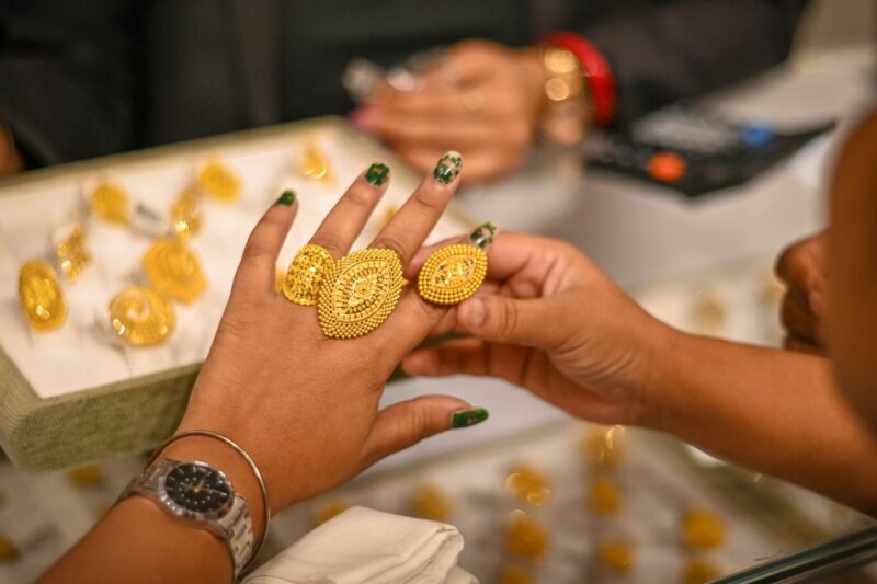 Is it safe to buy gold jewellery online? 6 things you must know before hitting the ‘add to cart’ button