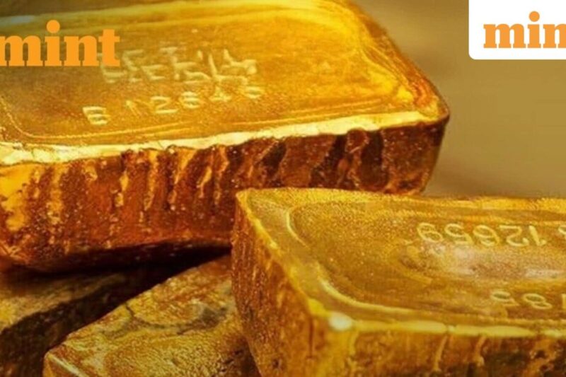 Gold rate today LIVE Updates: Gold prices set for seventh weekly gain led by US govt shutdown, Fed rate cut hopes