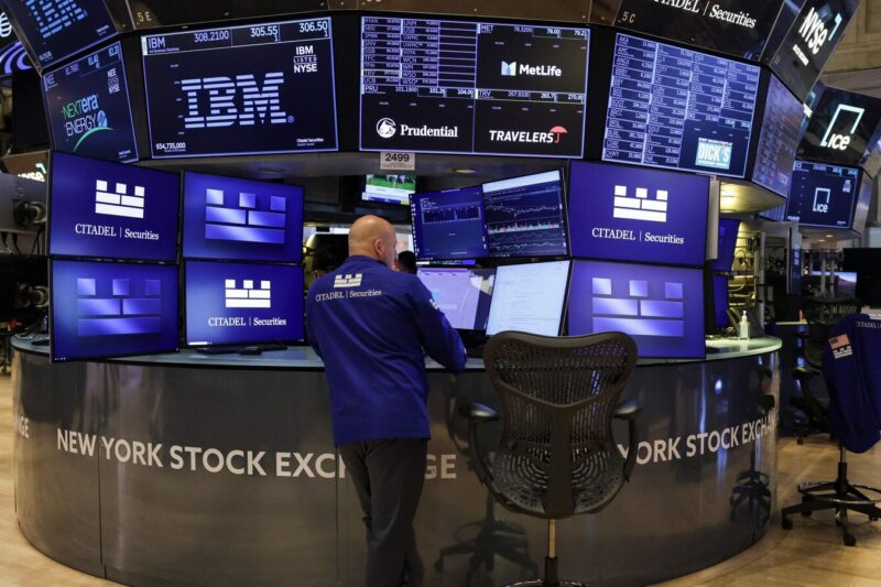 US Stock Market today: Wall Street rebounds after upbeat forecasts from Apple, Amazon