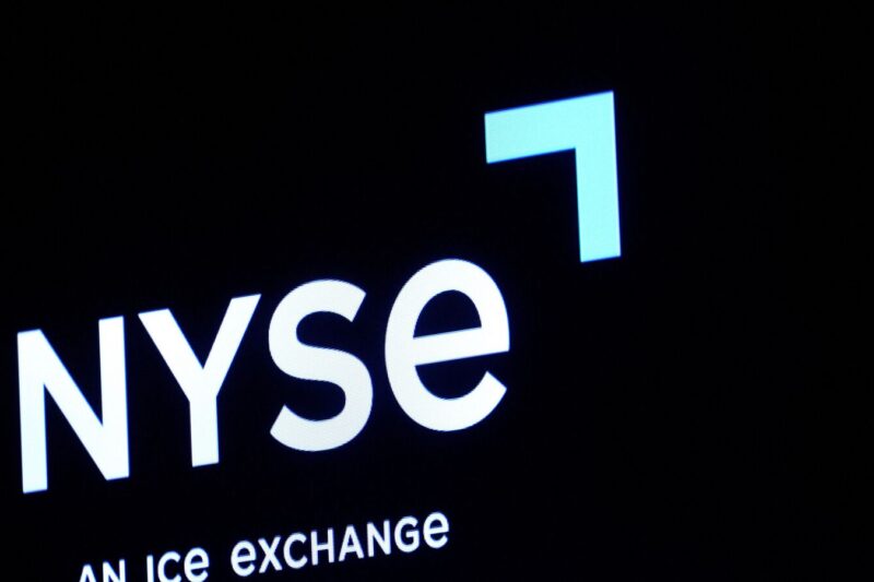 US Stock Market Today: Wall Street subdued amid mixed earnings, inflation data in focus