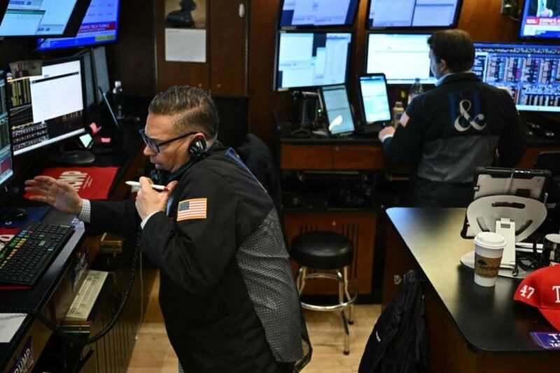 Wall Street looks for big earnings week to shed credit, US-China trade woes