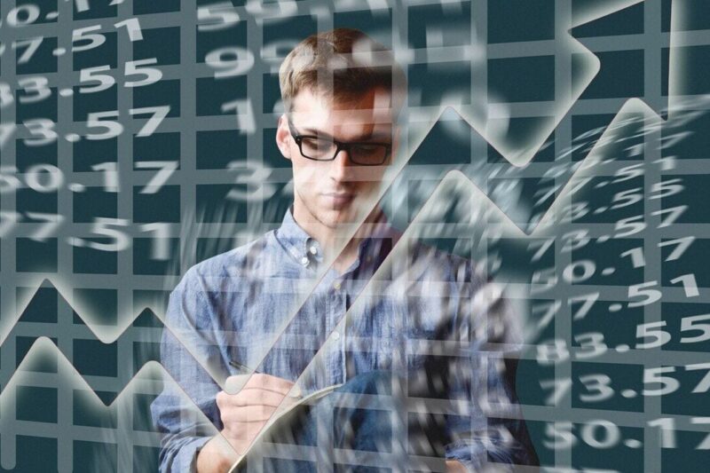 Axis Bank vs HDFC Bank vs IDFC First Bank: Which banking stock to buy ahead of Q2 results?